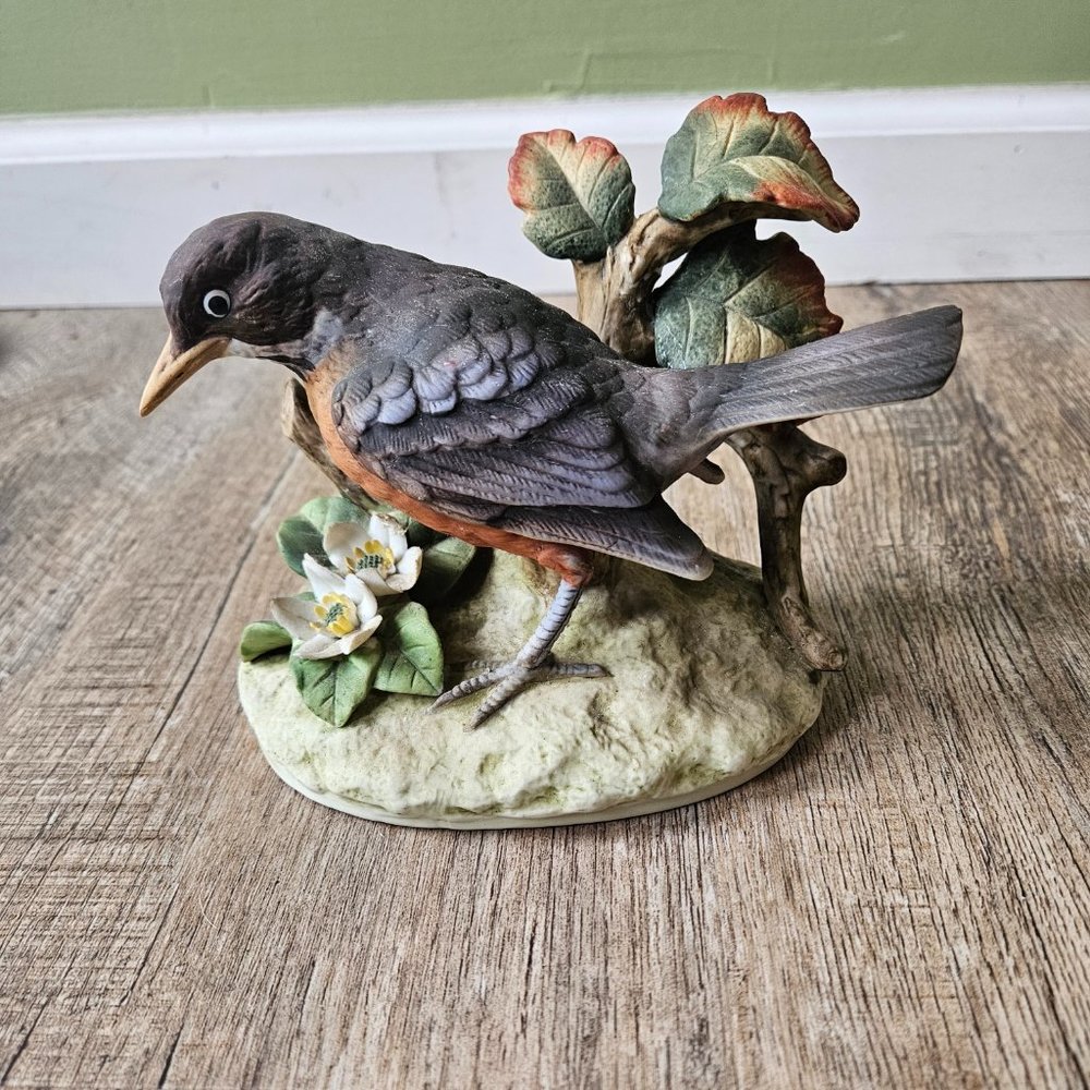 Porcelian Robin Bird Figurine By Andrea Sadek. Signed " By Andrea"